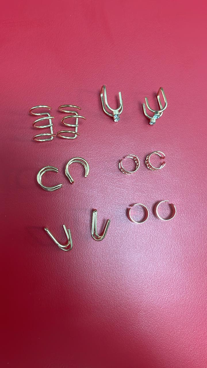 ARETES DE PRESION DORADOS